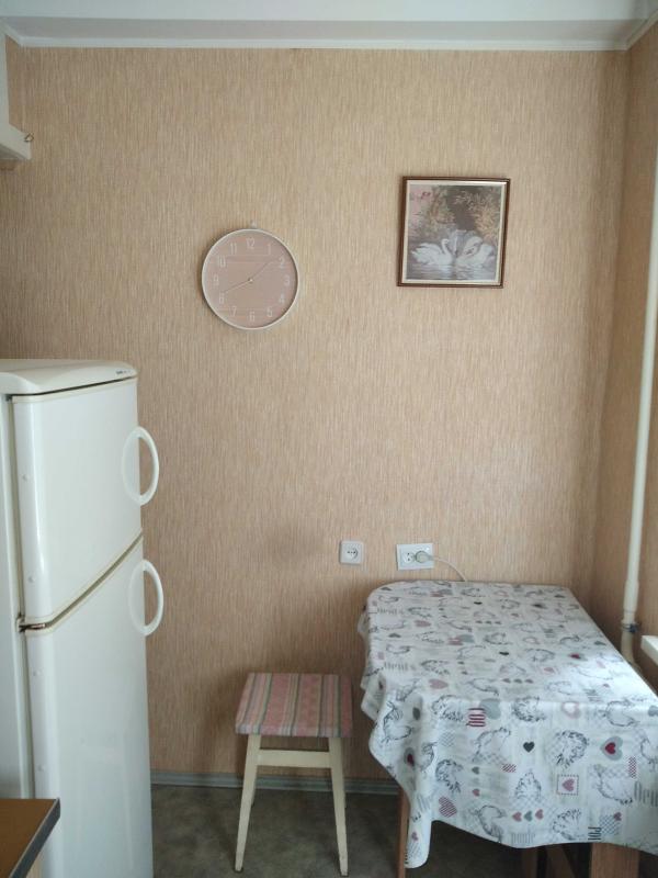 Продаж 2 кімнатної квартири 43 кв. м, Романа Ратушного вул. (Волгоградська) 11