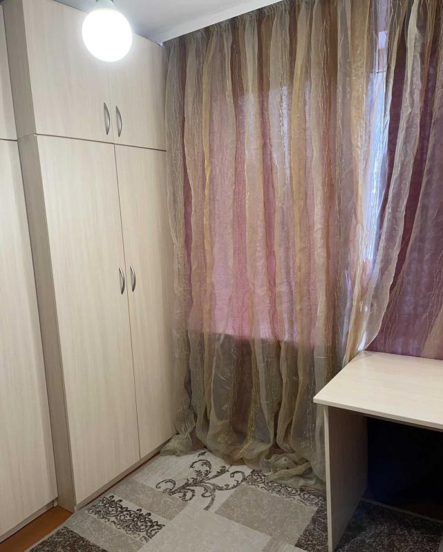 Долгосрочная аренда 1 комнатной квартиры Василия Яна ул. 16