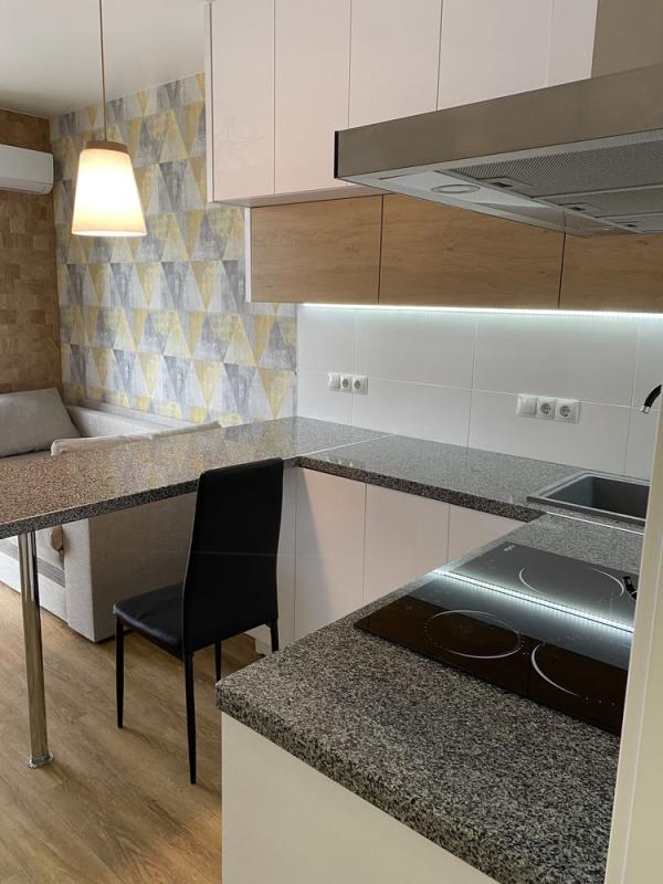 Long term rent 1 bedroom-(s) apartment Mykoly Solovtsova Street 2