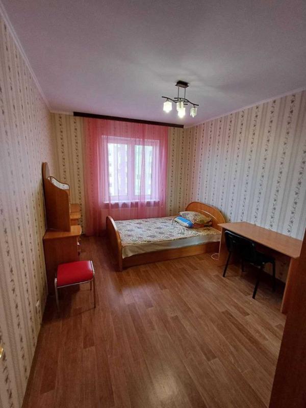 Долгосрочная аренда 3 комнатной квартиры Елизаветы Чавдар ул. 28