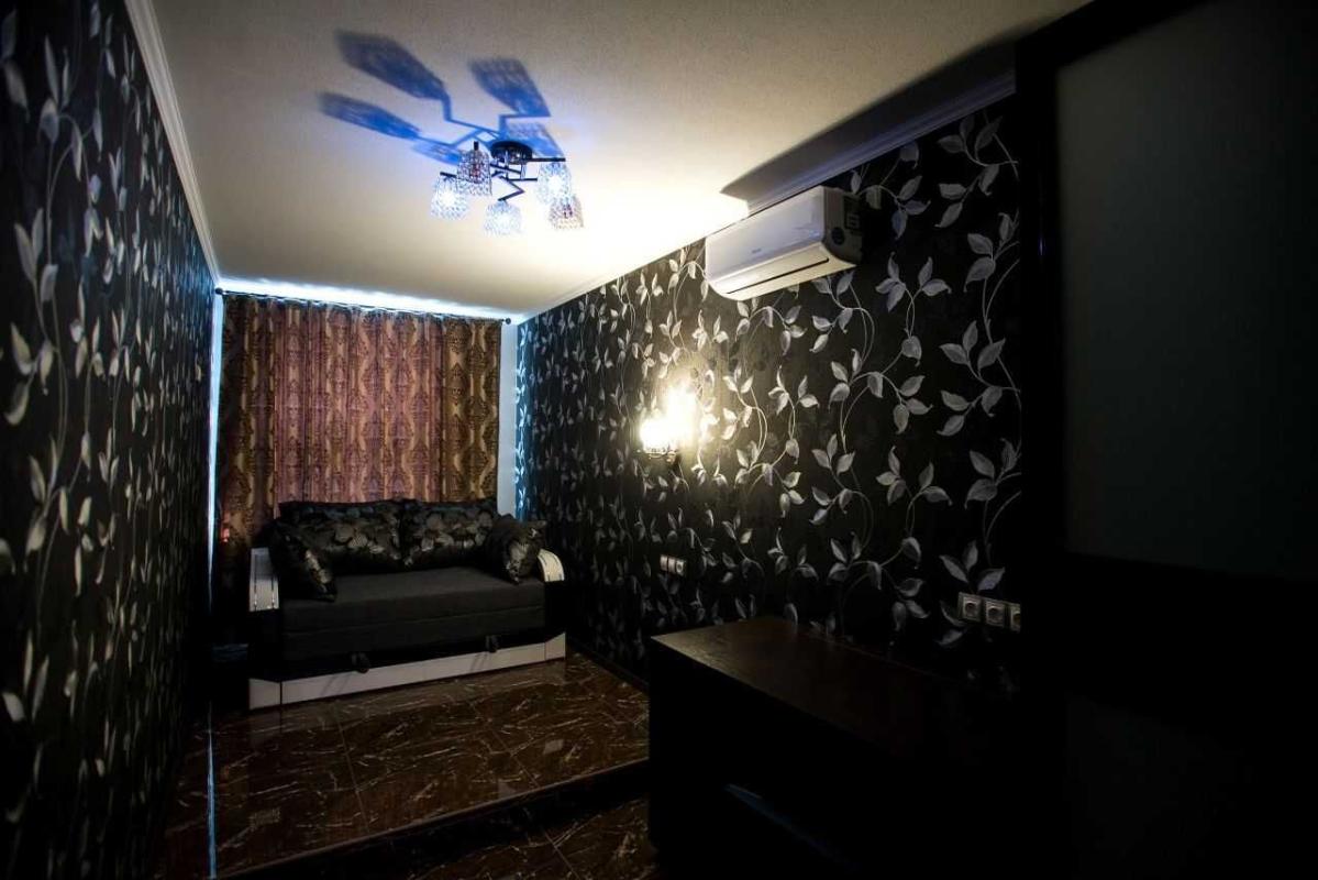 Long term rent 2 bedroom-(s) apartment Nauky avenue 55