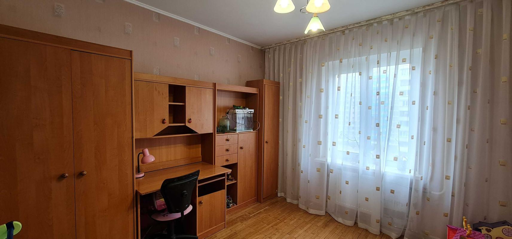 Продаж 3 кімнатної квартири 79 кв. м, Петра Григоренка просп.