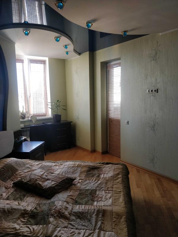 Sale 3 bedroom-(s) apartment 89 sq. m., Kniazhyi Zaton Street 21