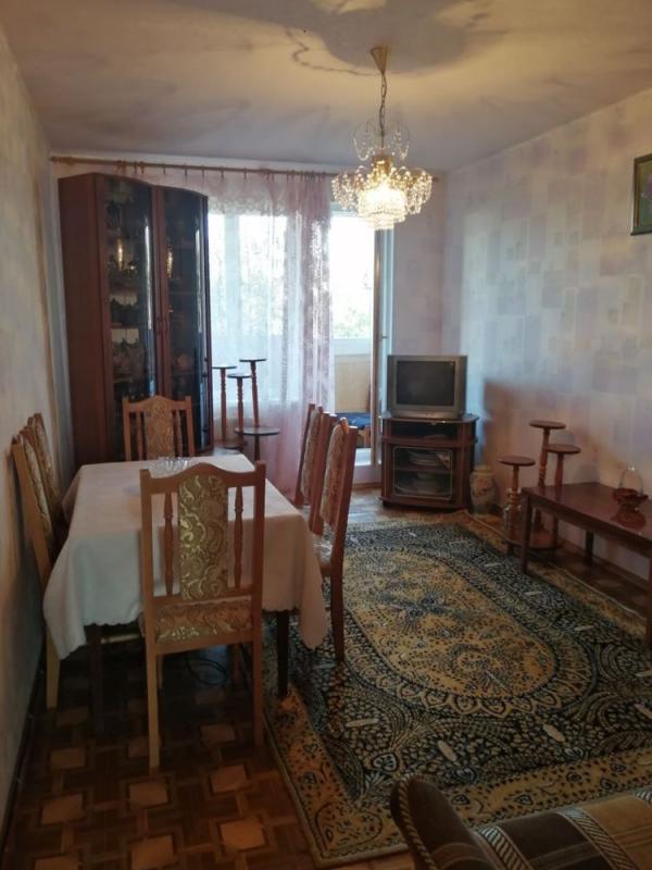 Продажа 3 комнатной квартиры 68 кв. м, Гвардейцев-Широнинцев ул. 63