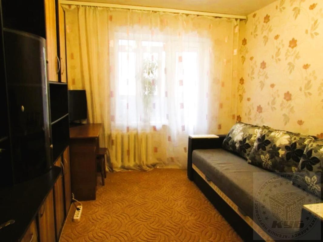 Продаж 1 кімнатної квартири 27 кв. м, Симиренка вул.