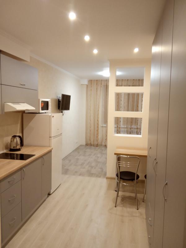 Long term rent 1 bedroom-(s) apartment Heroiv Kharkova Avenue (Moskovskyi Avenue) 118/3