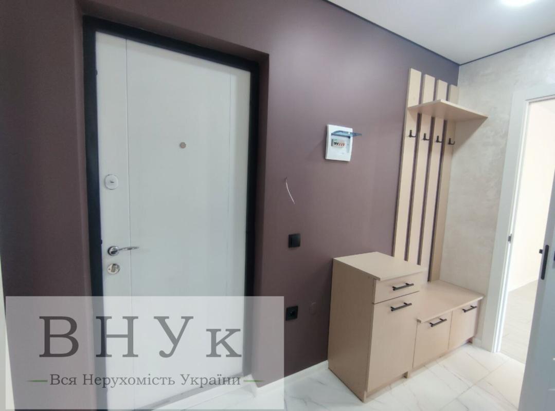 Продаж 3 кімнатної квартири 58 кв. м, Київська вул. 7