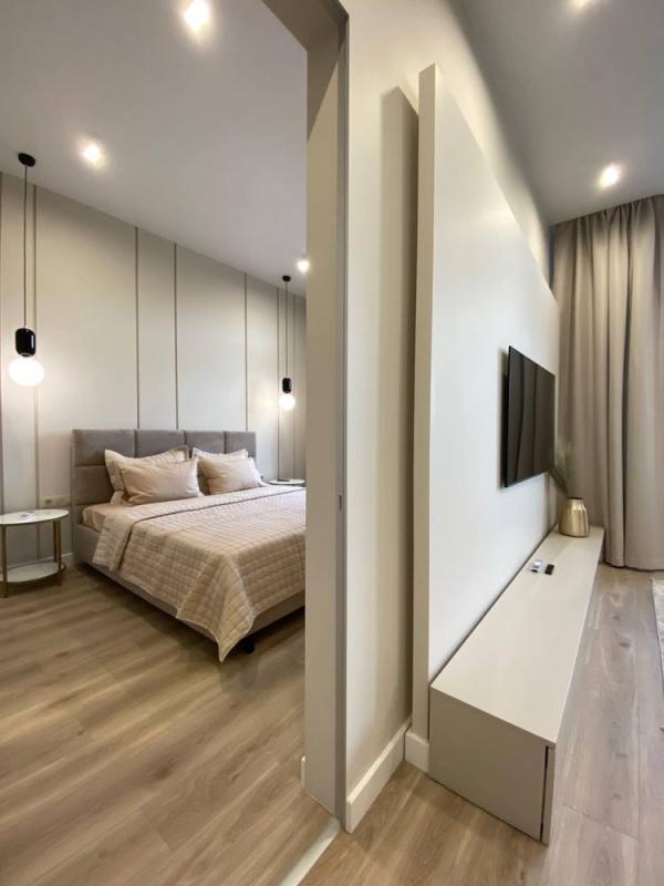Long term rent 2 bedroom-(s) apartment Mykhaila Boichuka Street (Kikvidze Street)