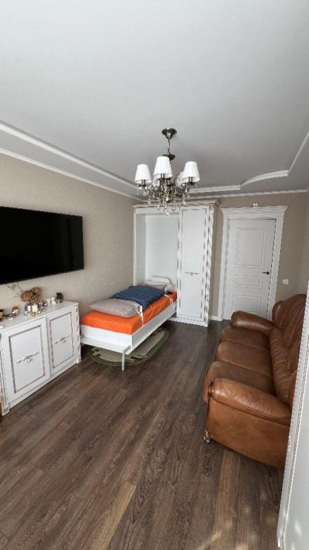 Sale 1 bedroom-(s) apartment 40 sq. m., Solomii Krushelnytskoi Street 15