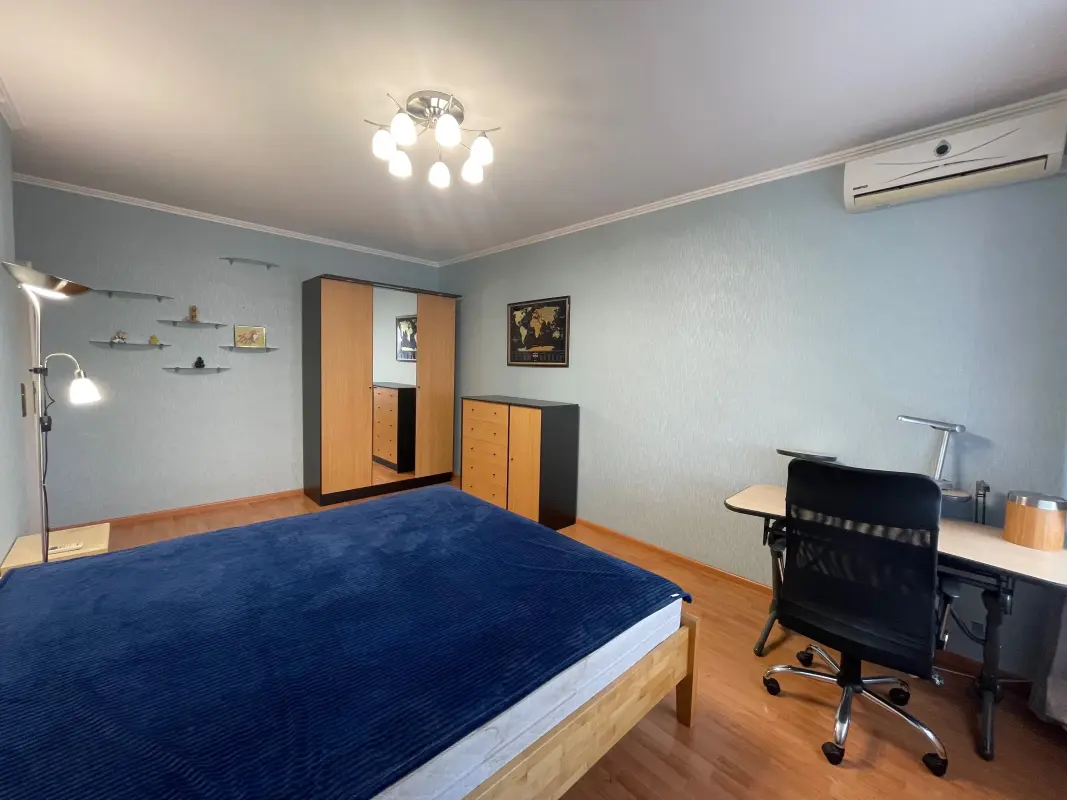 Apartment for rent - Chervonotkatska Street 16б