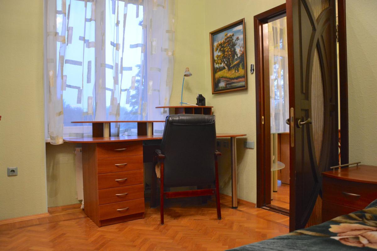 Довгострокова оренда 2 кімнатної квартири Мироносицька вул. 99