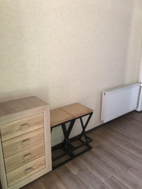 Продаж 1 кімнатної квартири 30 кв. м, Харківське шосе 19