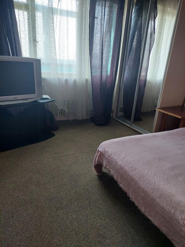 Long term rent 2 bedroom-(s) apartment Sadovyi Pass 2а