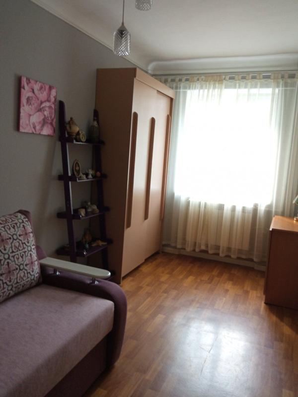 Long term rent 2 bedroom-(s) apartment Yuriia Haharina Avenue 169а
