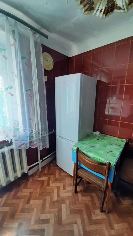 Продаж 2 кімнатної квартири 43 кв. м, Героїв Харкова просп. 38