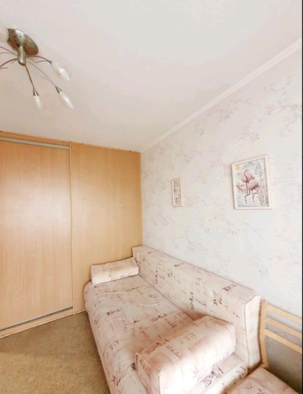 Sale 3 bedroom-(s) apartment 64 sq. m., Akademika Pavlova Street 319