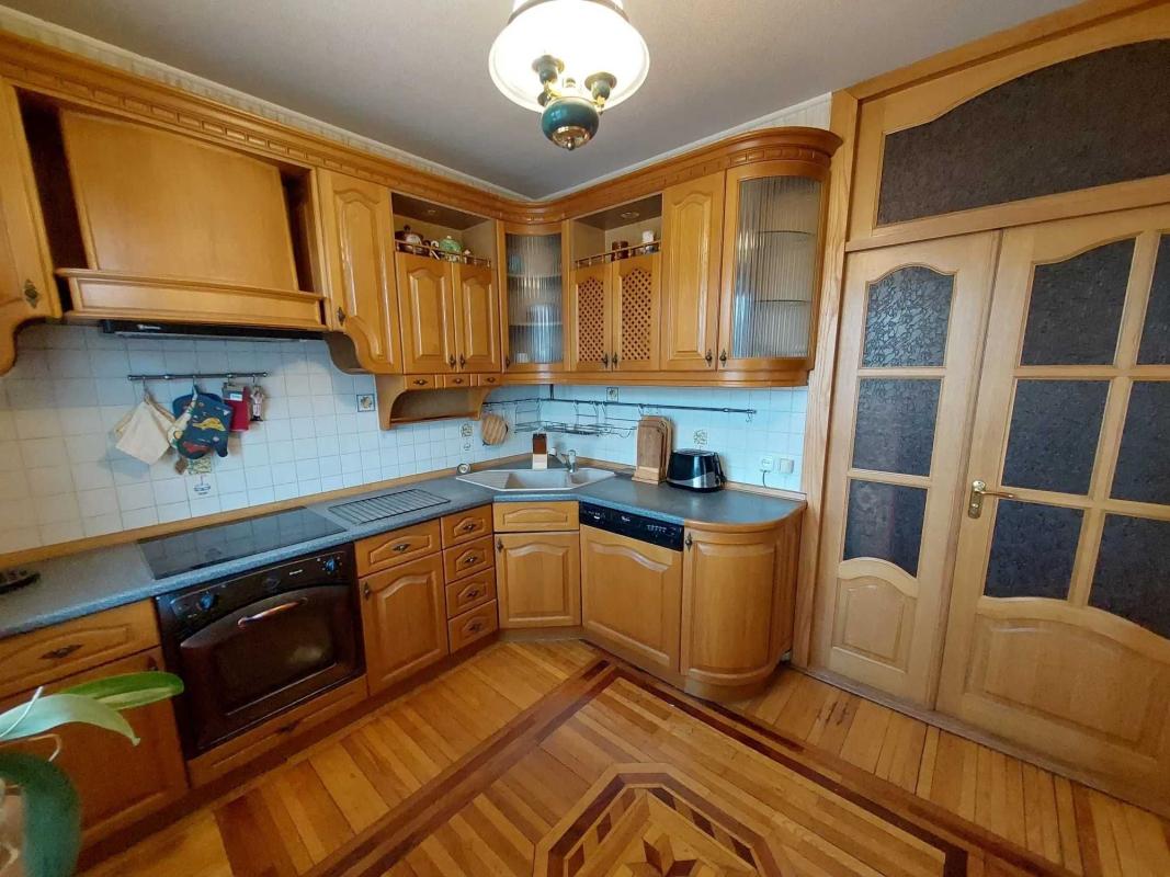 Sale 3 bedroom-(s) apartment 74 sq. m., Kharkivske Road 148