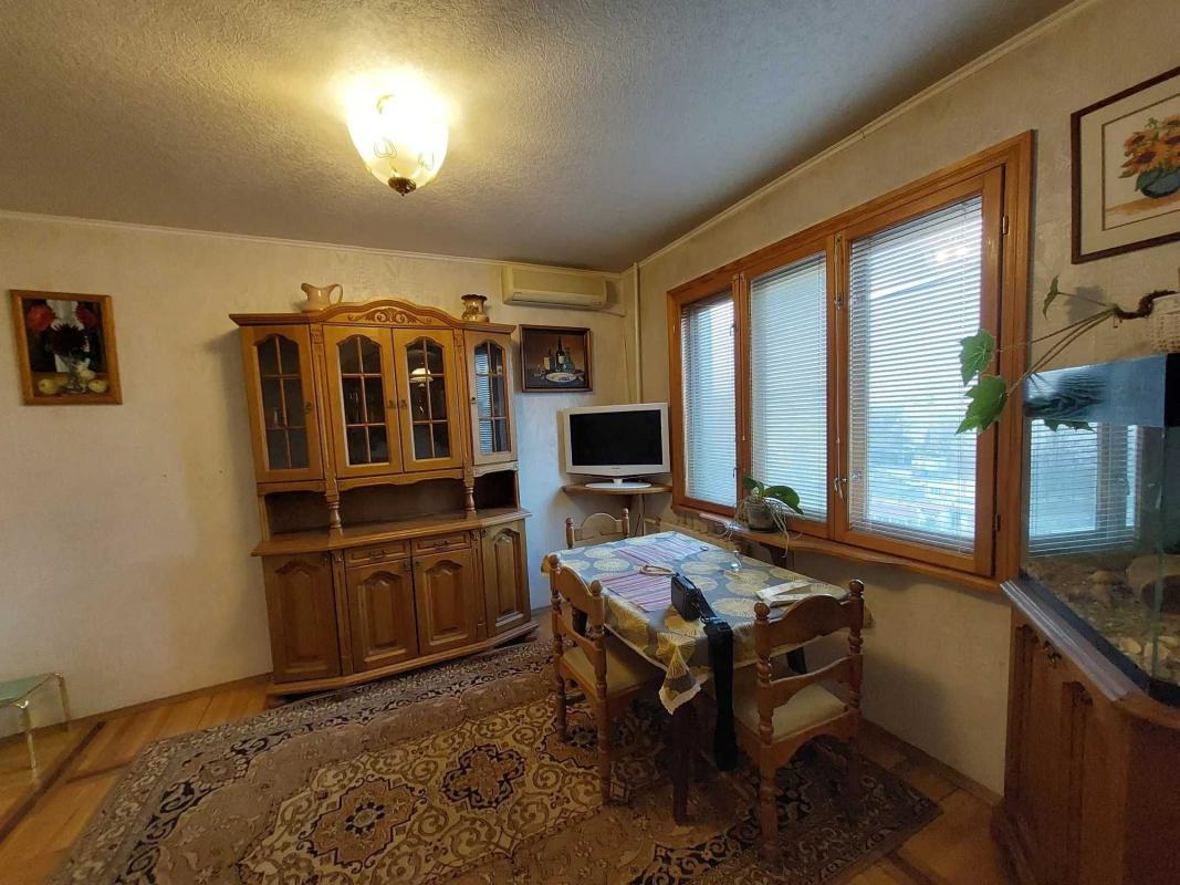 Sale 3 bedroom-(s) apartment 74 sq. m., Kharkivske Road 148
