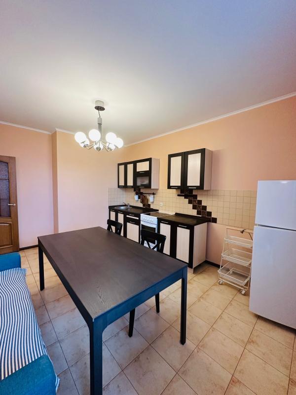Sale 1 bedroom-(s) apartment 52 sq. m., Voskresenska Street 12В