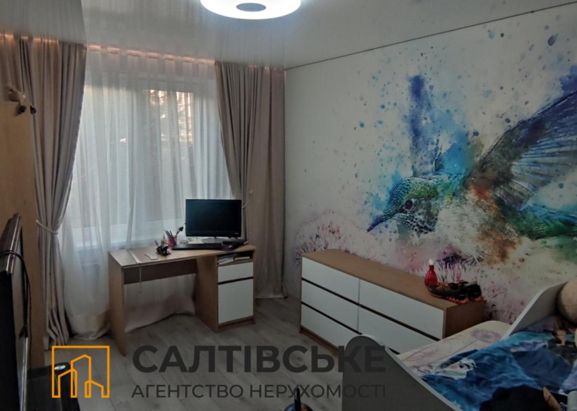 Продаж 3 кімнатної квартири 65 кв. м, Тракторобудівників просп. 107