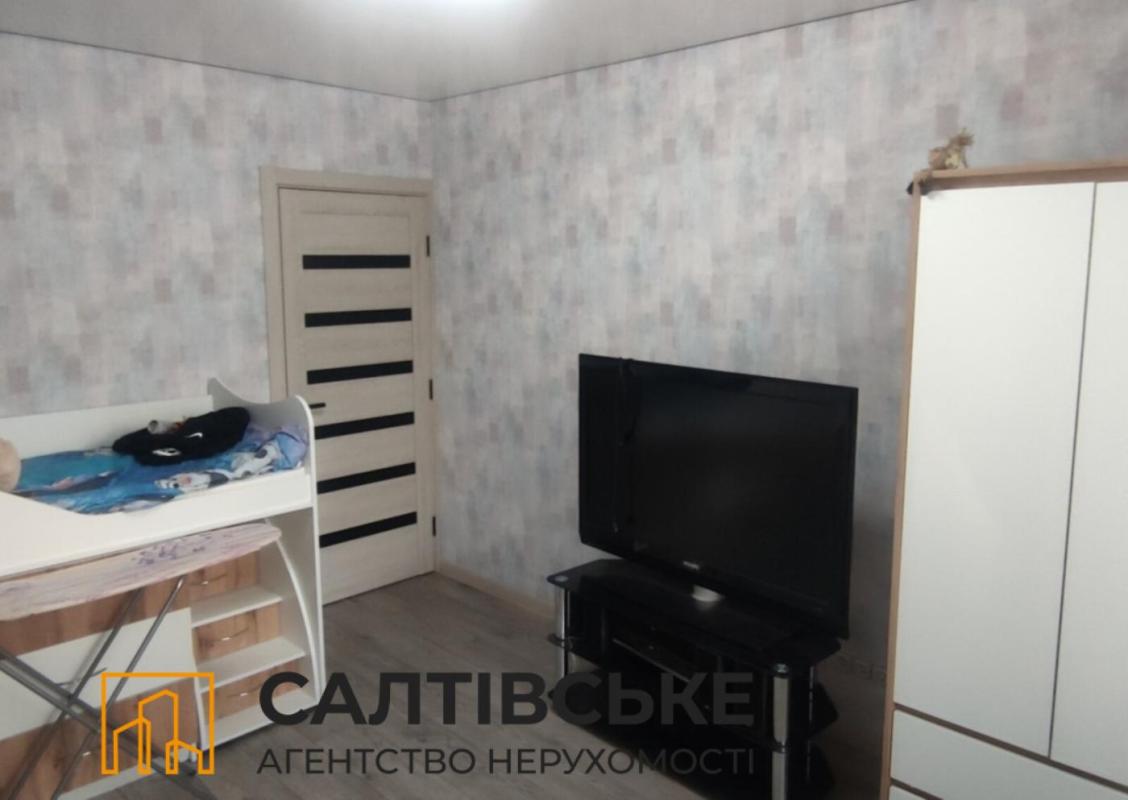 Продаж 3 кімнатної квартири 65 кв. м, Тракторобудівників просп. 107