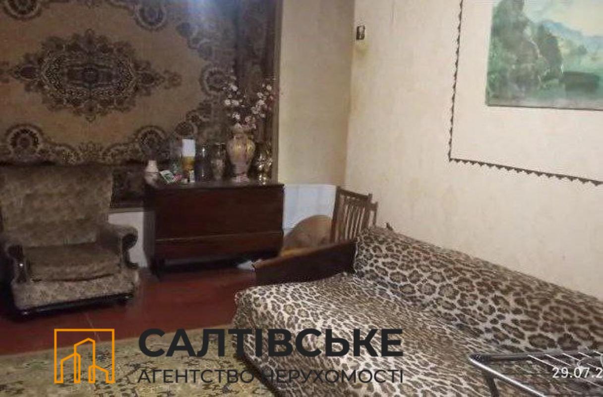 Продаж 2 кімнатної квартири 44 кв. м, Героїв Праці вул. 49