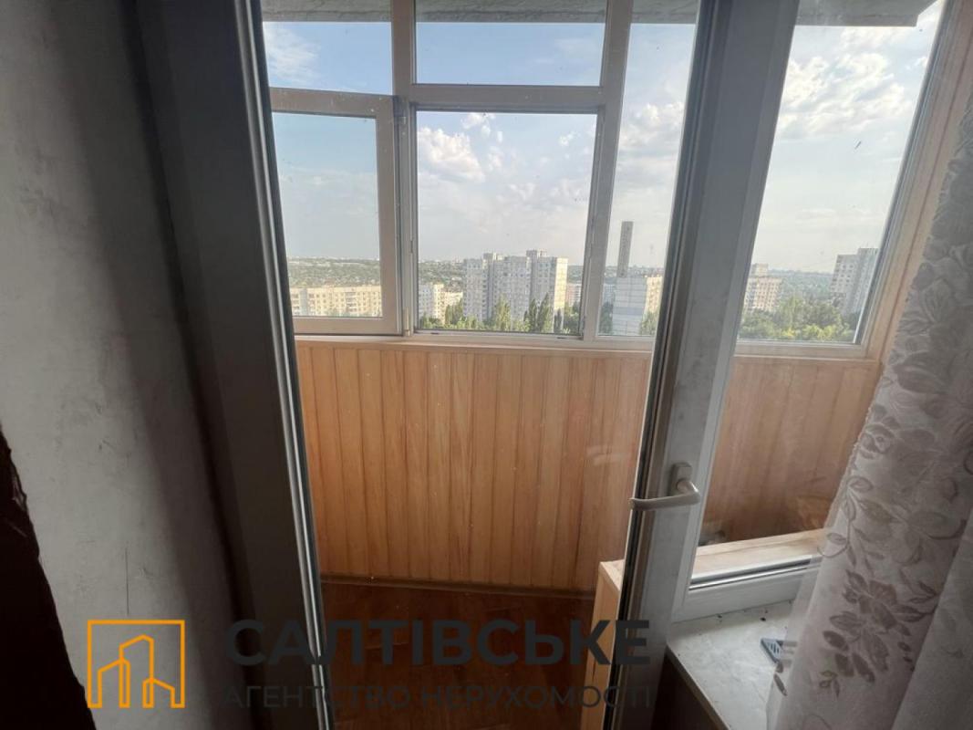 Продаж 1 кімнатної квартири 33 кв. м, Амосова вул. 40