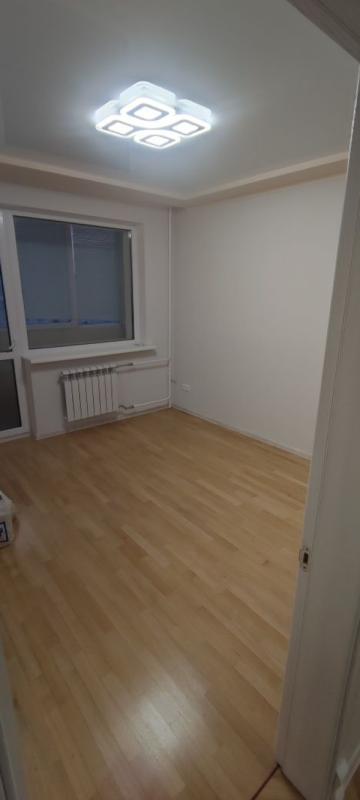 Продаж 4 кімнатної квартири 86 кв. м, Рибалка вул. 49г