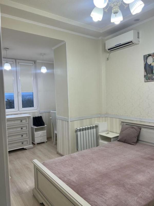 Sale 3 bedroom-(s) apartment 55 sq. m., Danylevskoho Street 20