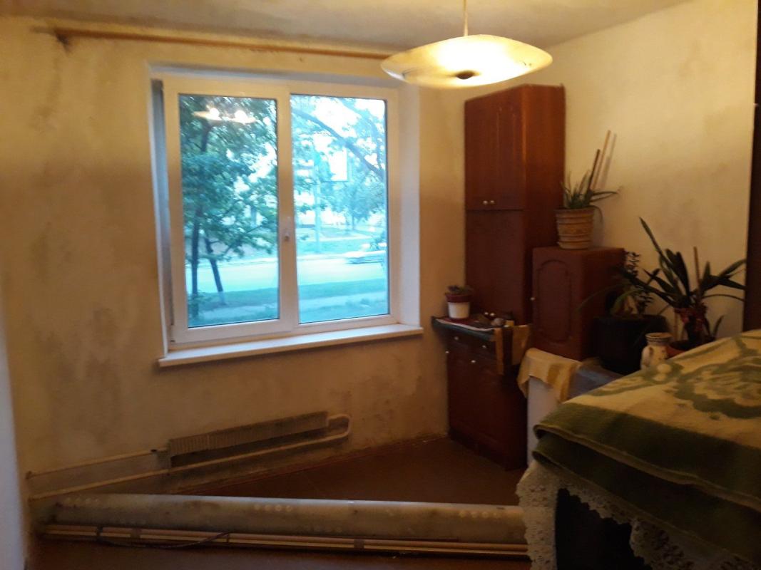 Sale 2 bedroom-(s) apartment 45 sq. m., Hvardiytsiv-Shyronintsiv Street 63