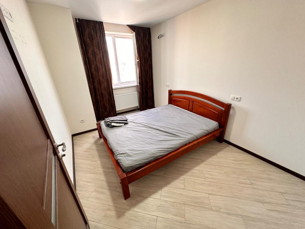 Sale 1 bedroom-(s) apartment 35 sq. m., Kozakevycha Street 29