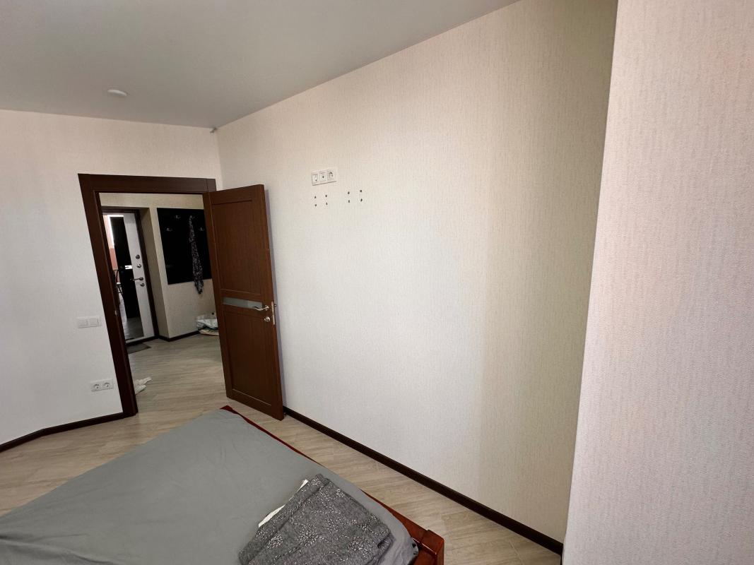 Sale 1 bedroom-(s) apartment 35 sq. m., Kozakevycha Street 29