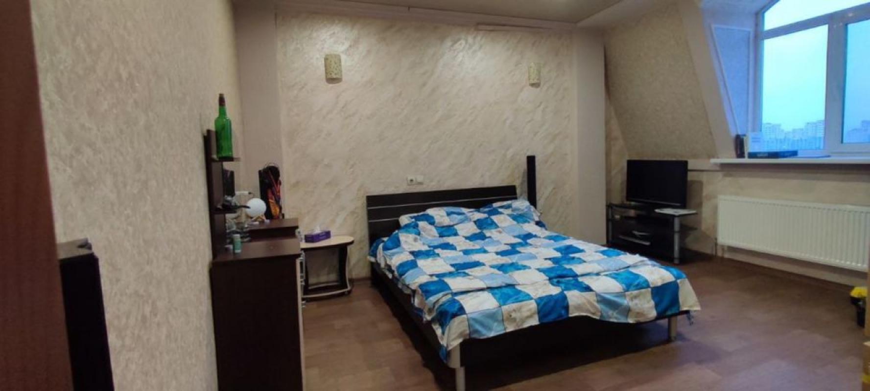 Sale 1 bedroom-(s) apartment 52 sq. m., Heroyiv Nebesnoyi Sotni maidan 14/1