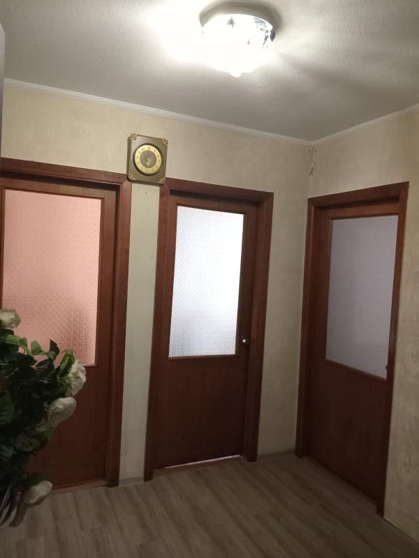 Продаж 3 кімнатної квартири 62 кв. м, Байрона просп. (Героїв Сталінграда) 136