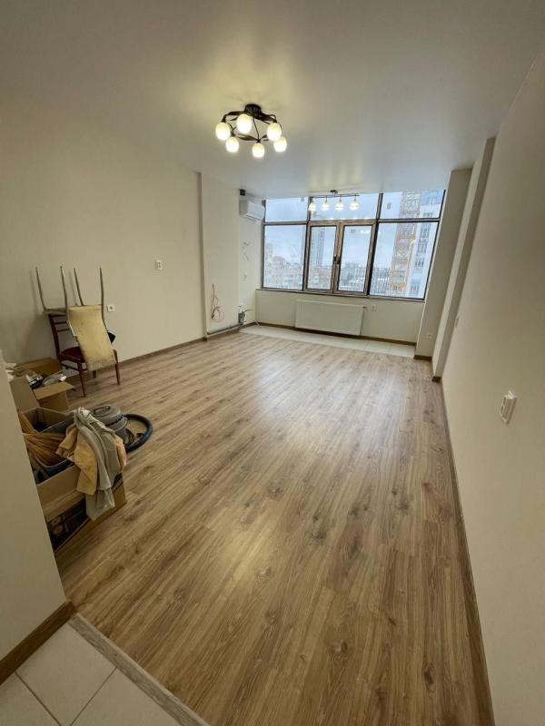 Sale 1 bedroom-(s) apartment 28 sq. m., Kolomenska Street 4