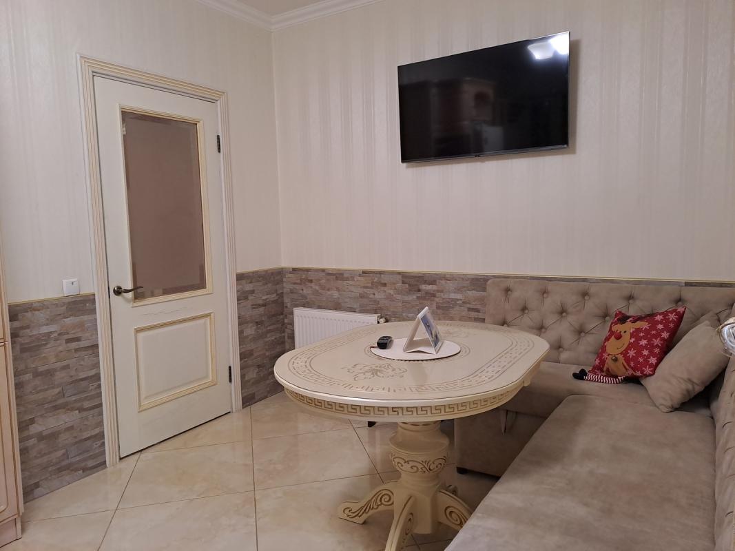 Sale 3 bedroom-(s) apartment 82.5 sq. m., Lepkoho street