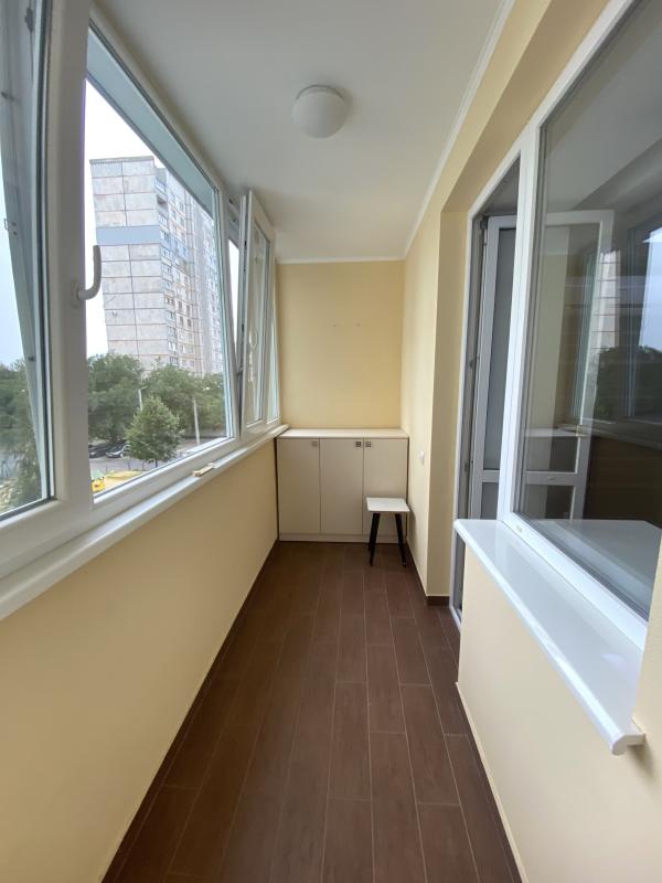 Sale 2 bedroom-(s) apartment 97 sq. m., Petra Hryhorenka Avenue (Marshala Zhukova Avenue) 14