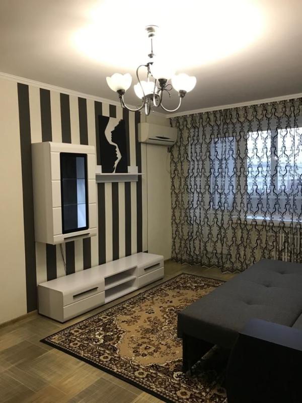 Sale 1 bedroom-(s) apartment 34 sq. m., Morozova Street 32