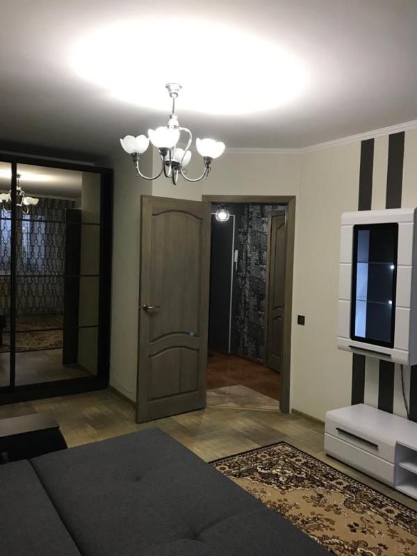 Sale 1 bedroom-(s) apartment 34 sq. m., Morozova Street 32