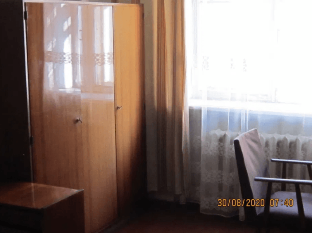 Long term rent 2 bedroom-(s) apartment Blahovishchenska Street (Karla Marksa Street) 38