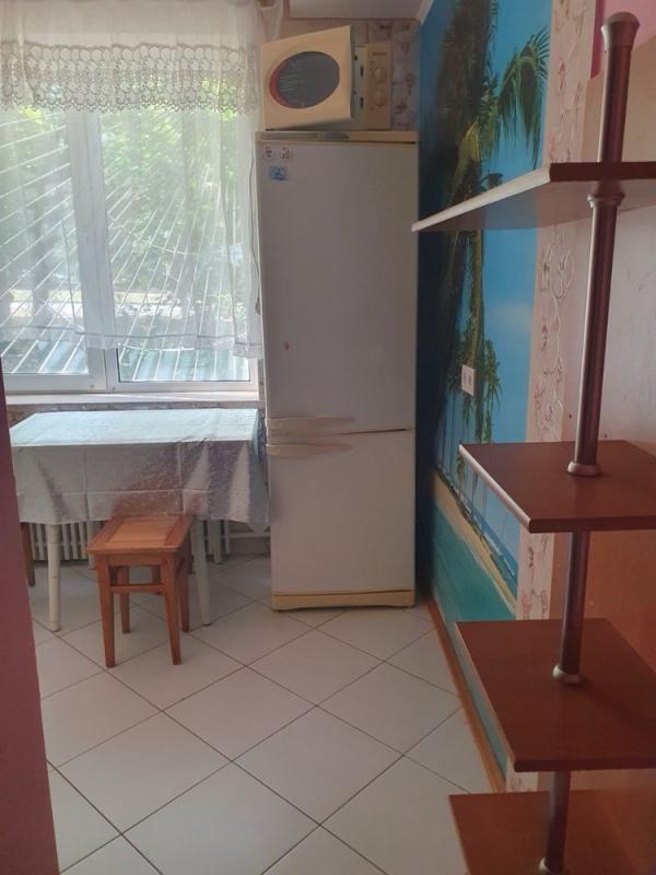 Long term rent 2 bedroom-(s) apartment Valentynivska street 27