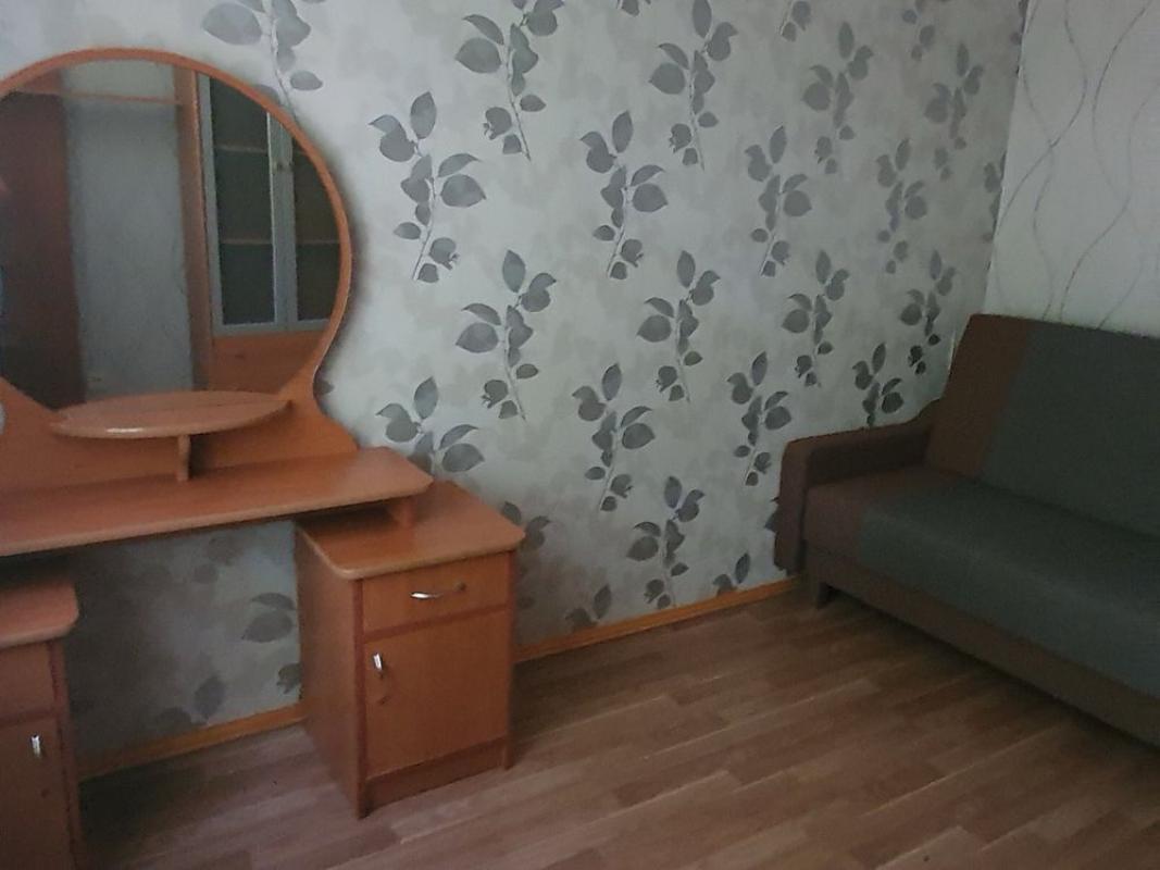 Long term rent 2 bedroom-(s) apartment Valentynivska street 27