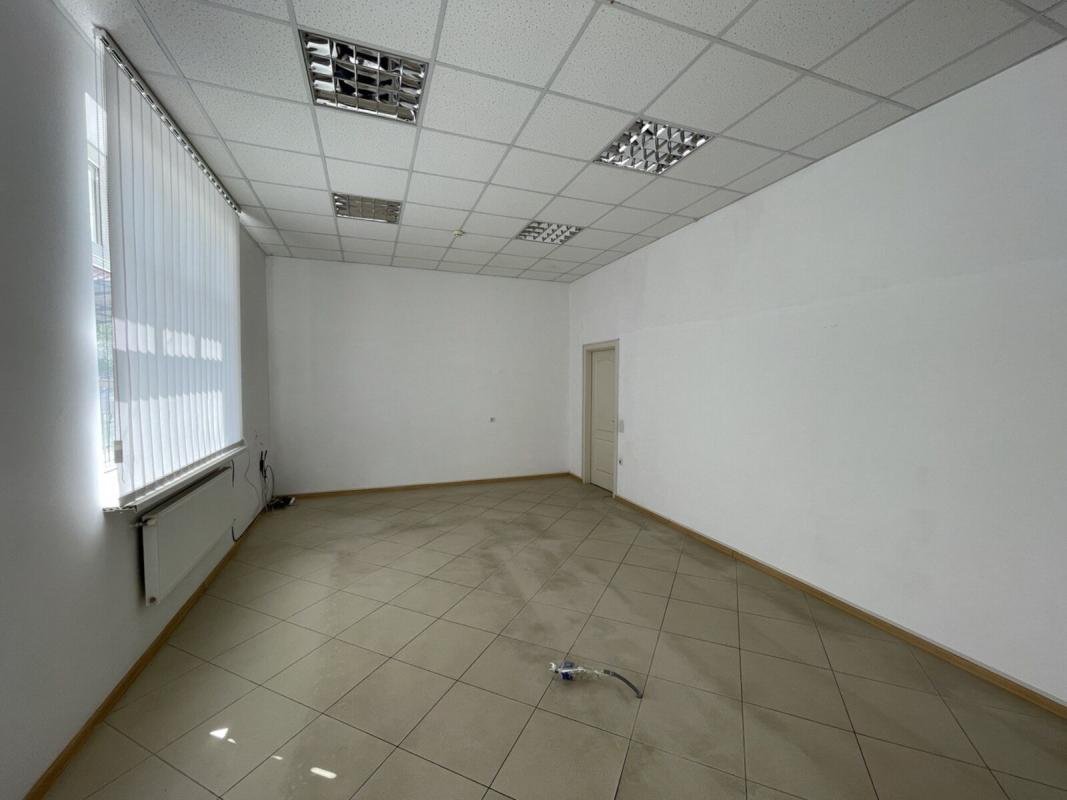 Sale commercial property 52 sq. m., Kyivska Street 7в