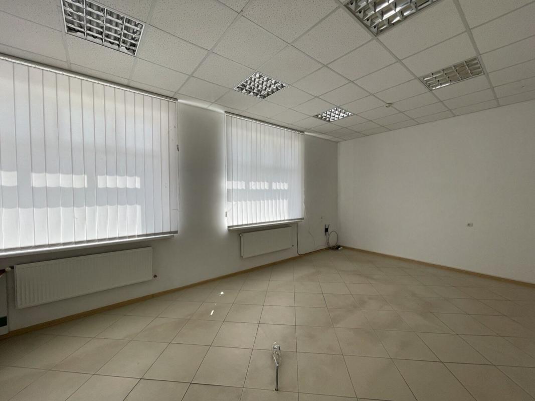 Sale commercial property 52 sq. m., Kyivska Street 7в