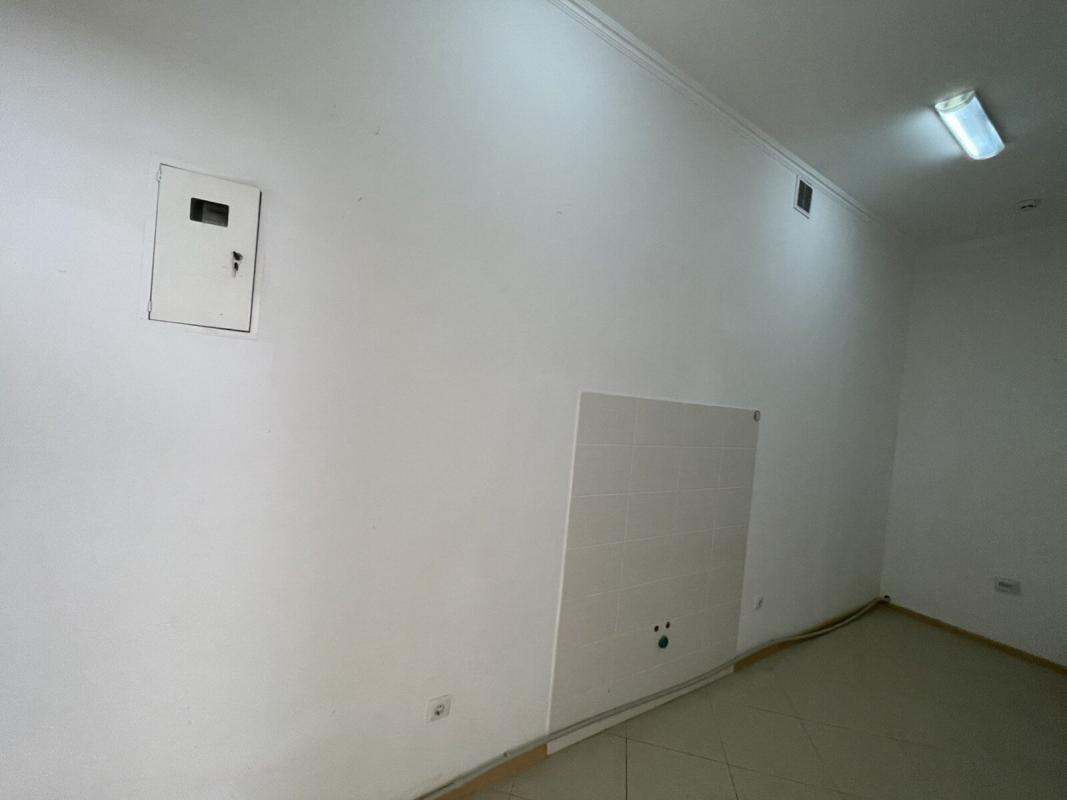 Sale commercial property 52 sq. m., Kyivska Street 7в