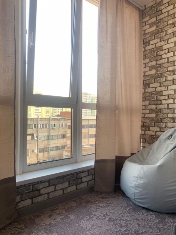 Long term rent 3 bedroom-(s) apartment Klochkivska Street 93