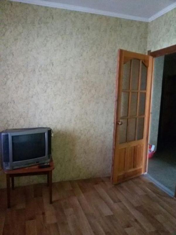 Long term rent 2 bedroom-(s) apartment Natalii Uzhvii Street 106