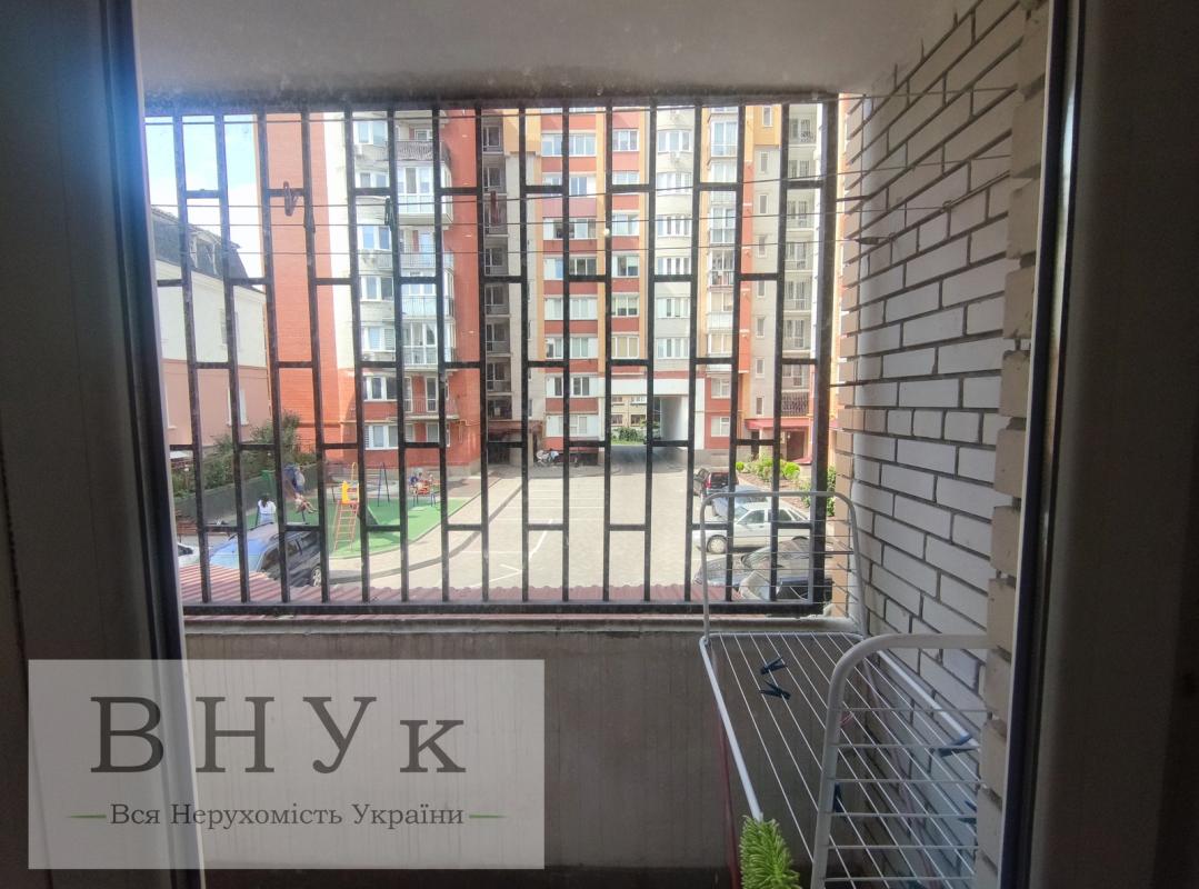 Sale 3 bedroom-(s) apartment 78.7 sq. m., Kotsiubynskoho Street