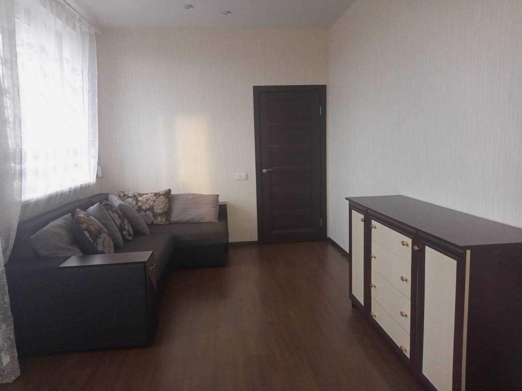 Sale 2 bedroom-(s) apartment 62 sq. m., Pereiaslavska Street 23