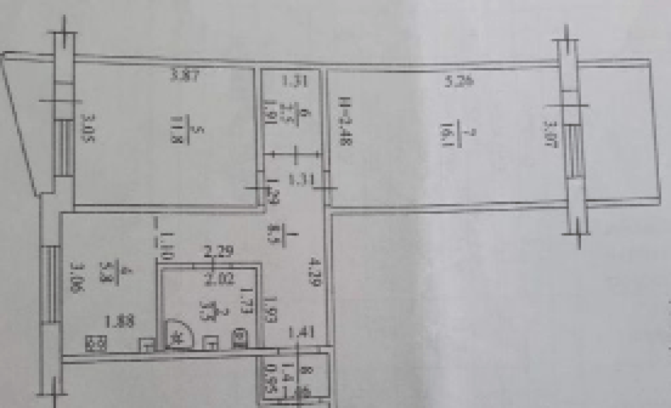 Продаж 2 кімнатної квартири 54 кв. м, Героїв Праці вул. 4